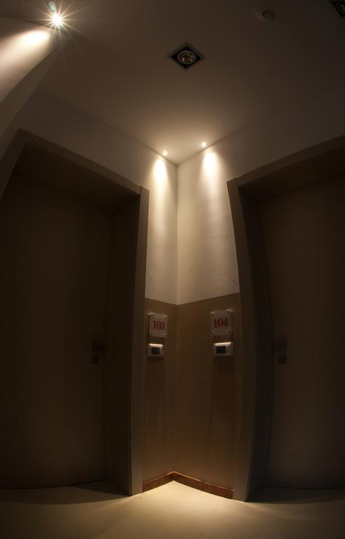 29 Cav Apartments Bollate Esterno foto